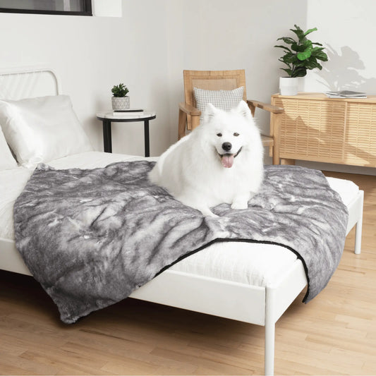 PupProtector™ Luxe Waterproof Faux Fur Blanket - Ultra Soft Chinchilla Paw.com