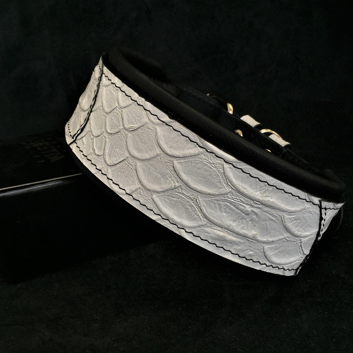Bestia Dragon Scale Leather Dog Collar – Limited Edition