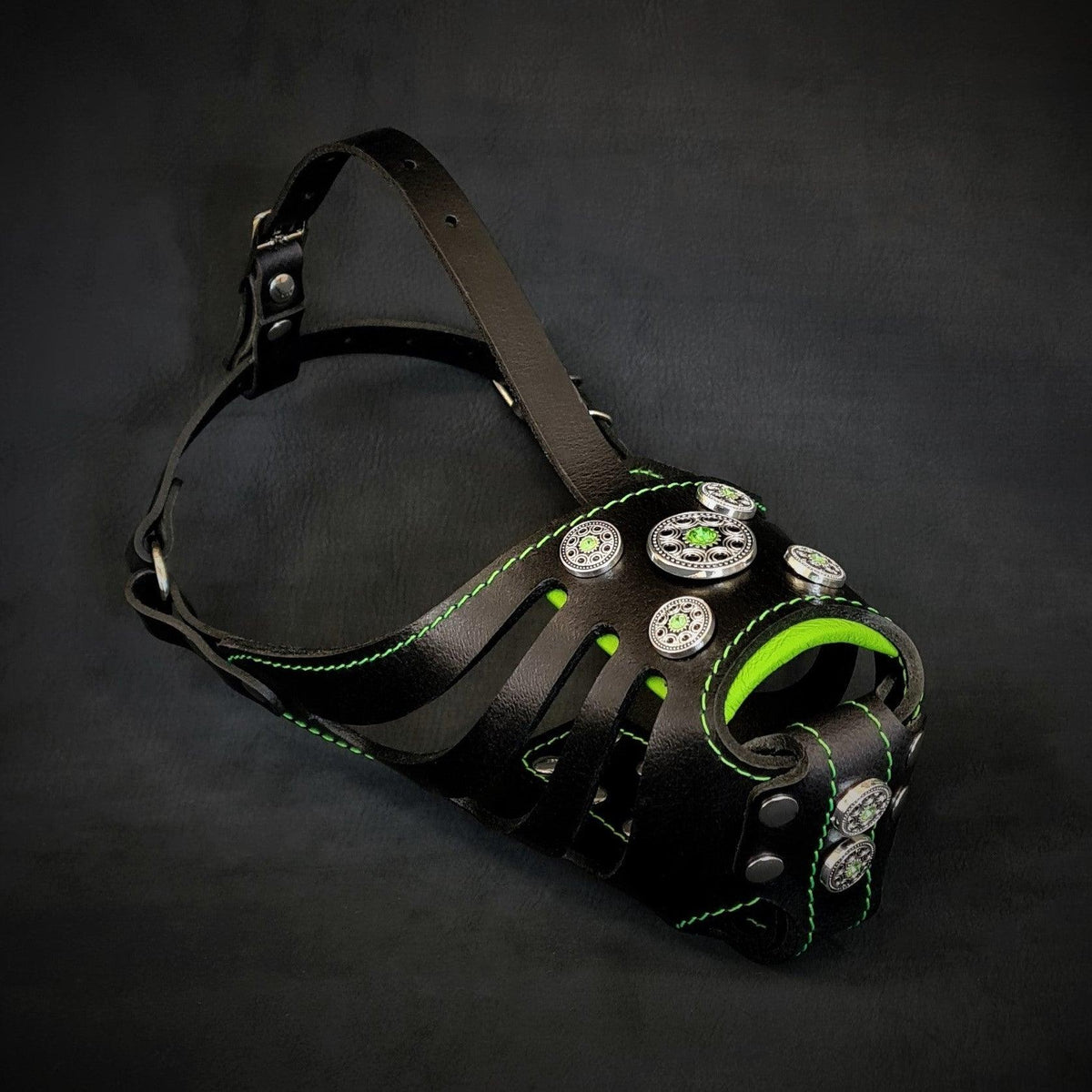 Bestia Bijou Leather Basket Muzzle – Black & Green