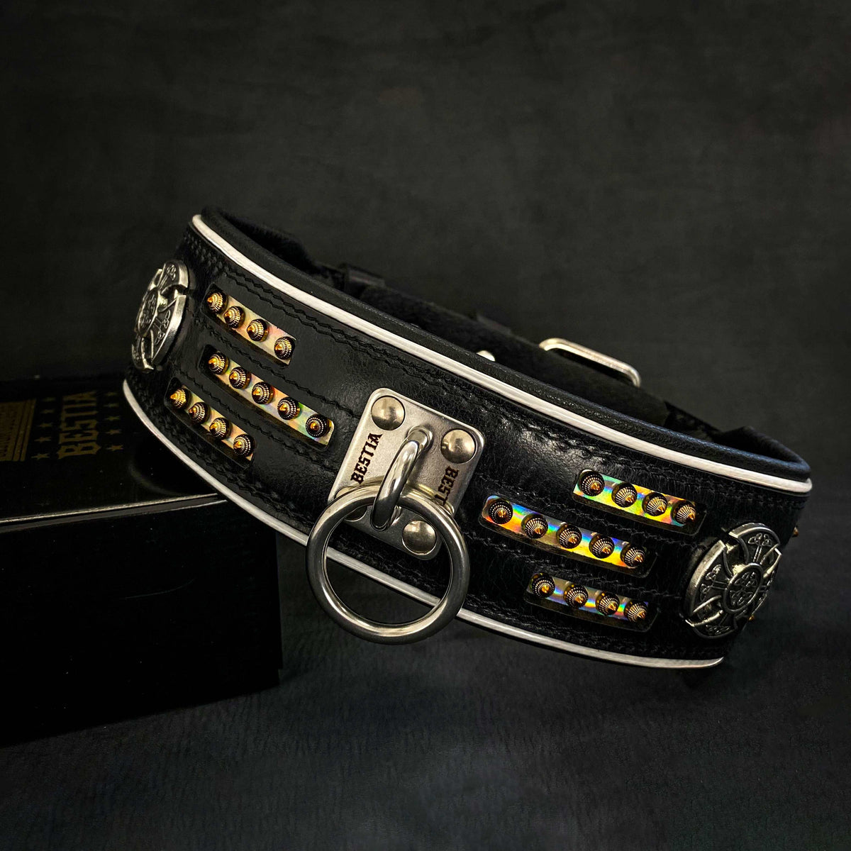 Bestia Atlantis Leather Dog Collar