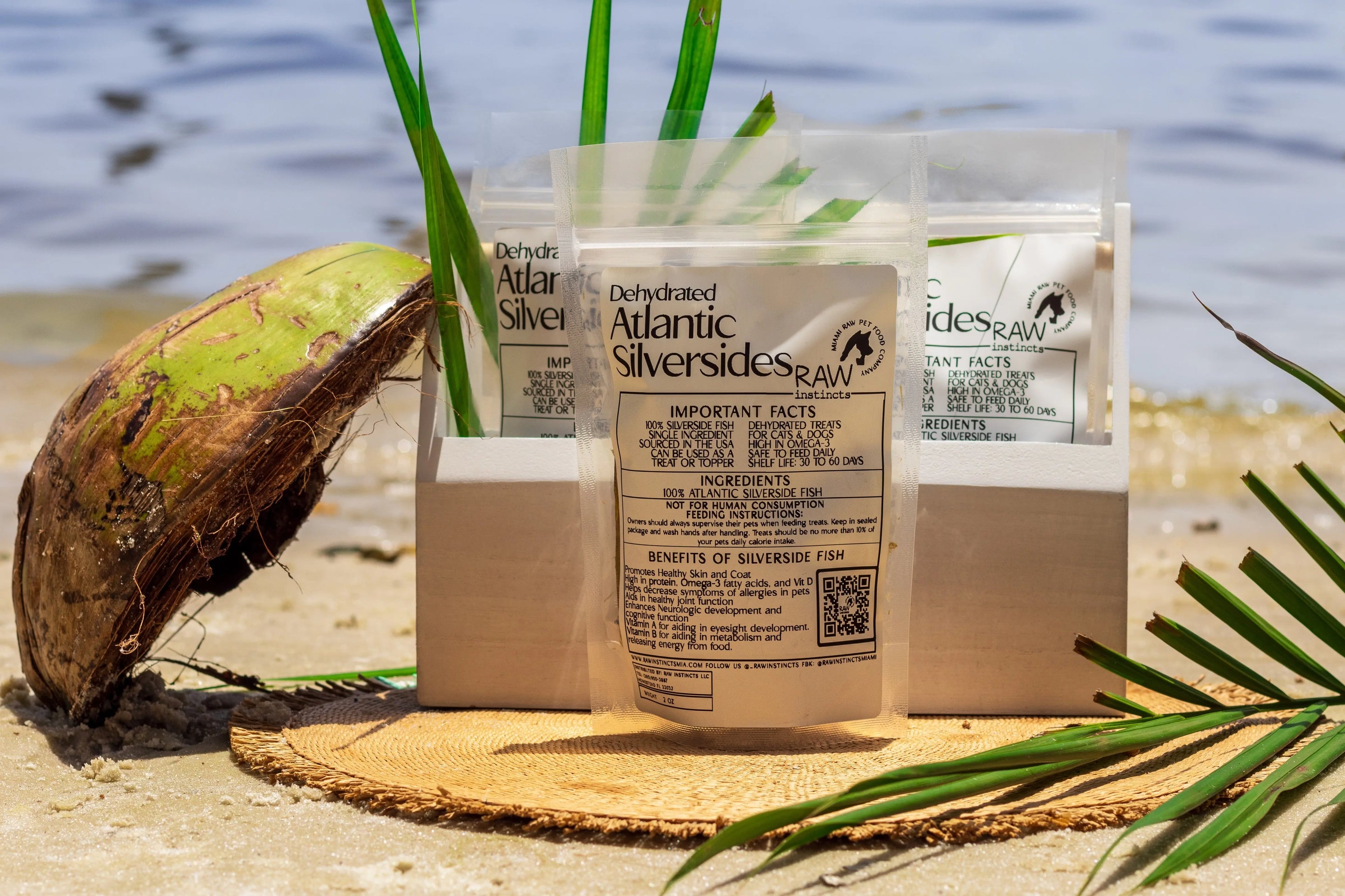 Dehydrated Atlantic Silverside – 2oz | Raw Instincts | Small Batch Florida Fish Treat for Cats & Dogs Raw Instincts