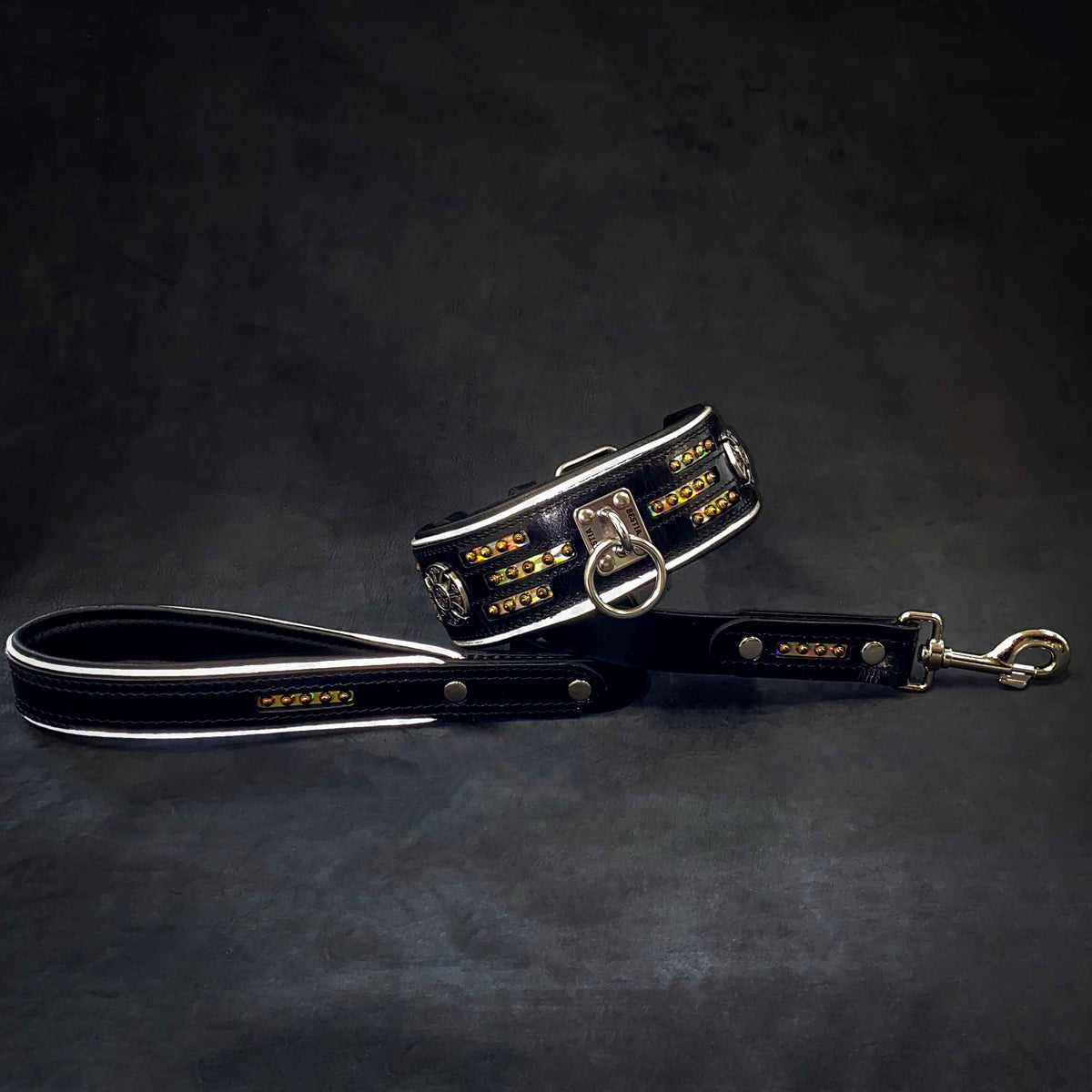 Bestia Atlantis Leather Dog Collar