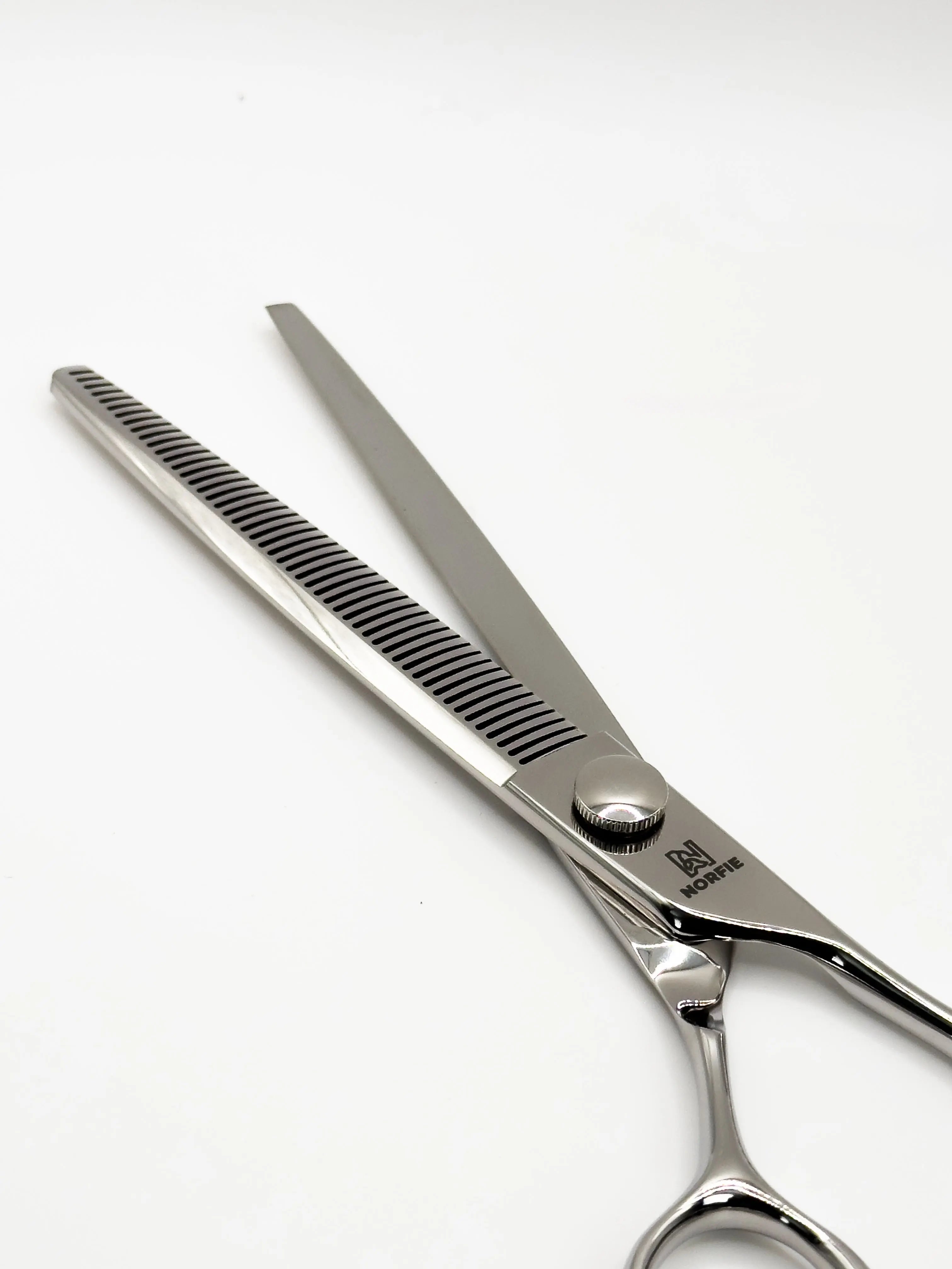 Norfie ProFinish 7” Thinning VG10 Grooming Shear