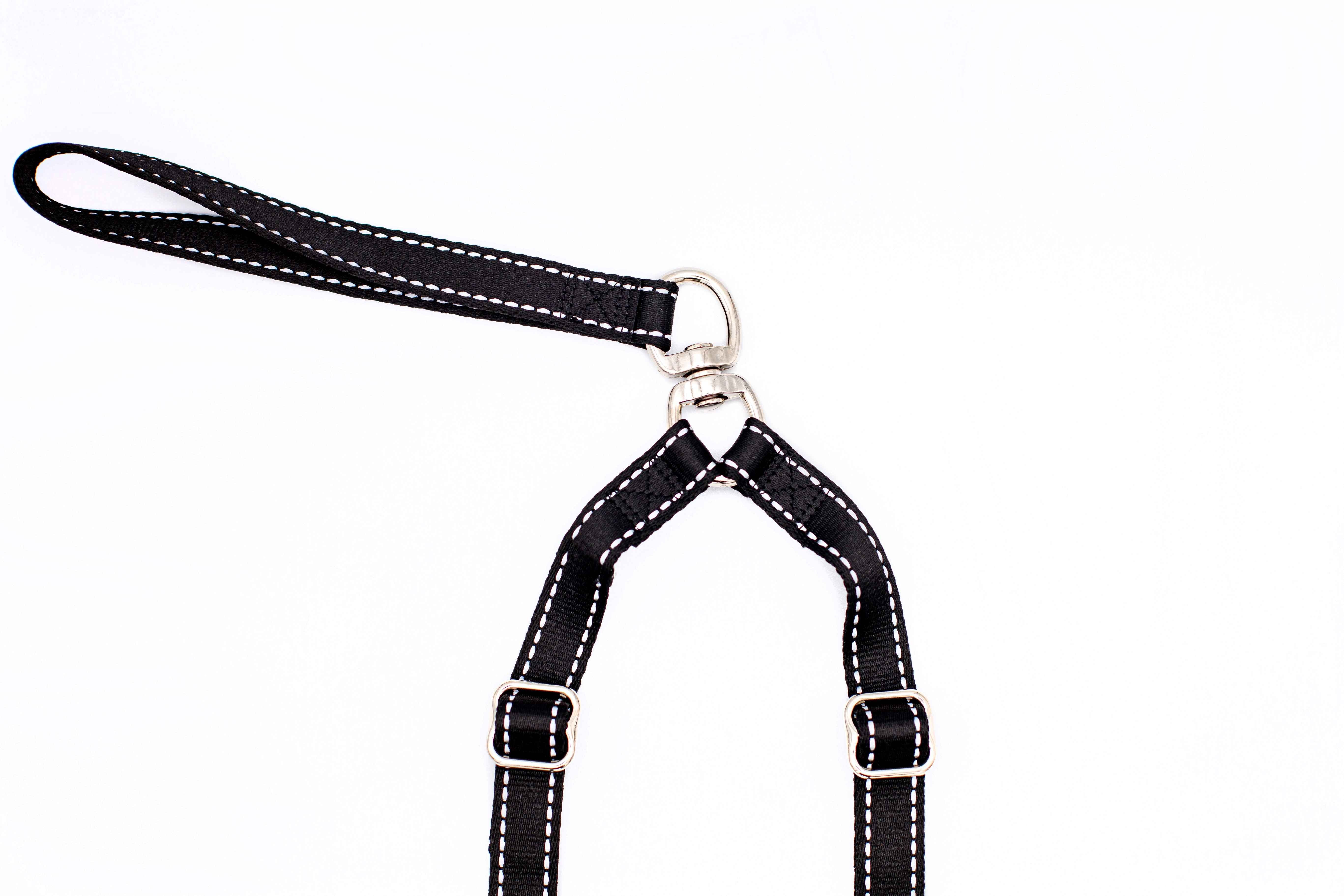 Outdoor Style Black Reflective Adjustable Double Leash