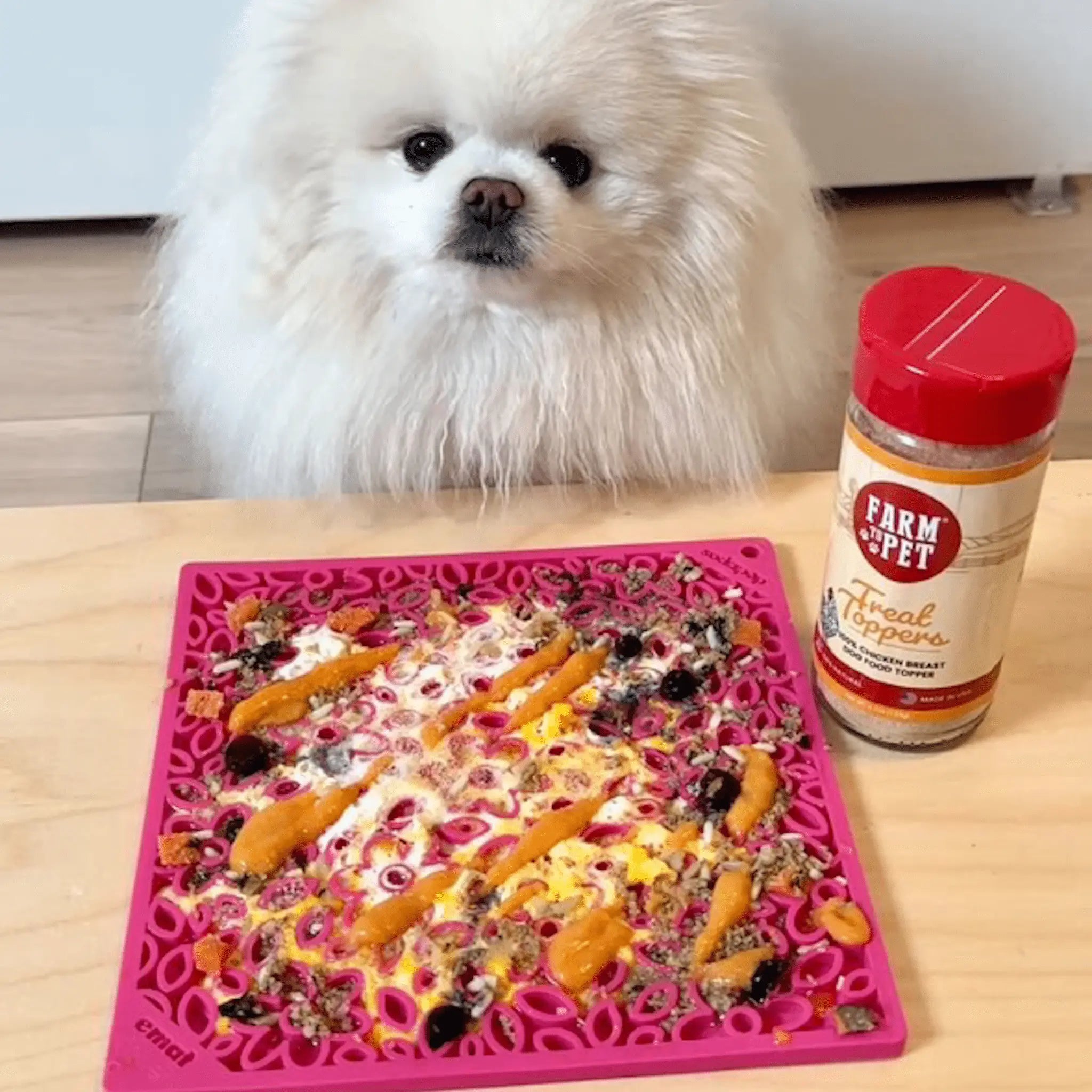 Dog Lick Mats Farm To Pet