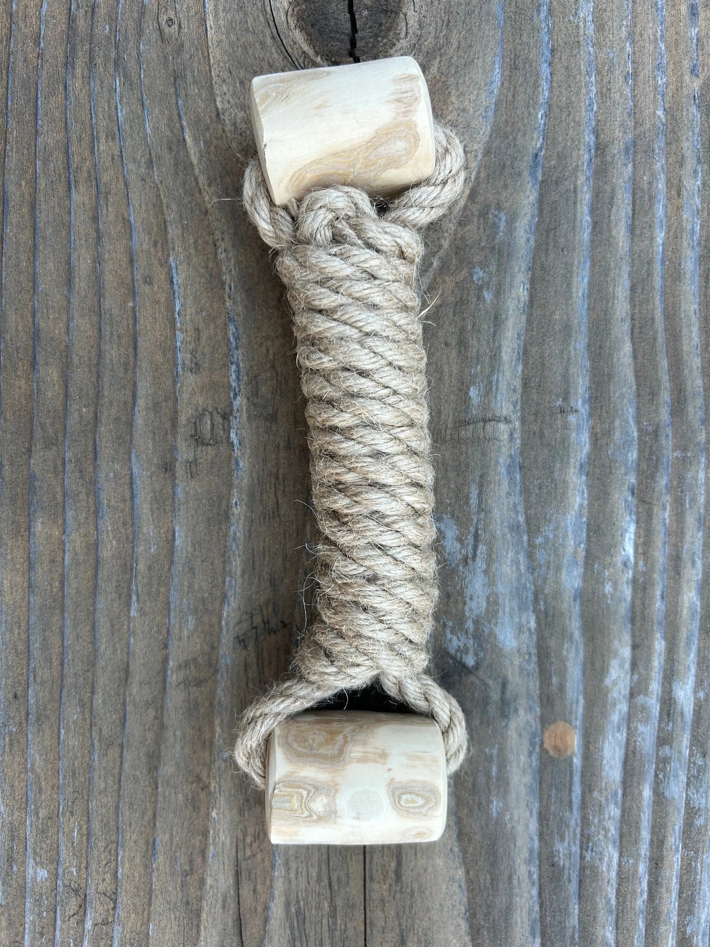 hemp rope + coffee wood toy rōmng