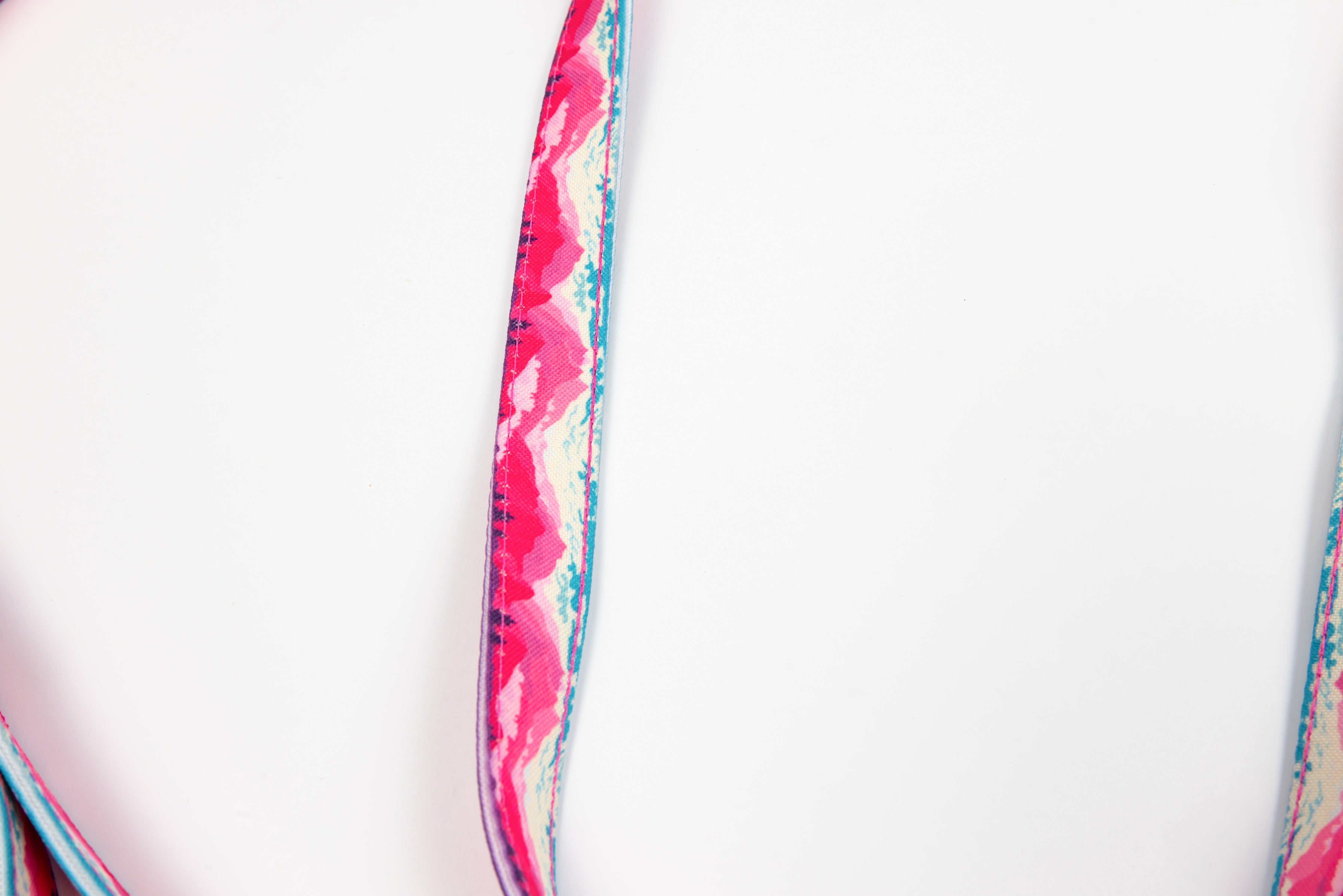 Mountainscape Dog Leash - Pink