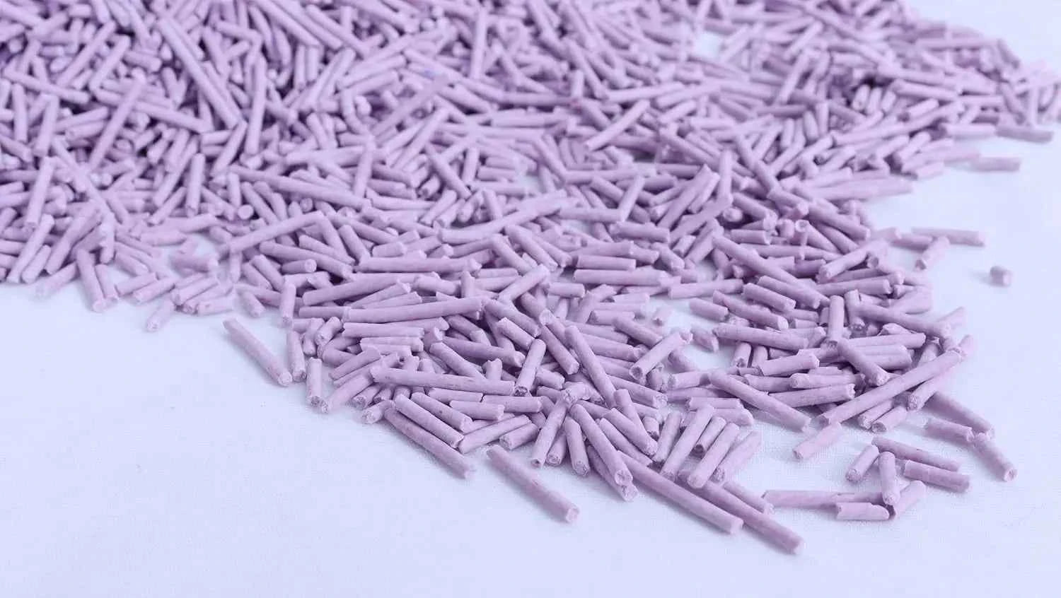 Flushable Lavender Scented Tofu Cat Litter, 5.5 Lbs Low Tracking 2mm Pellets