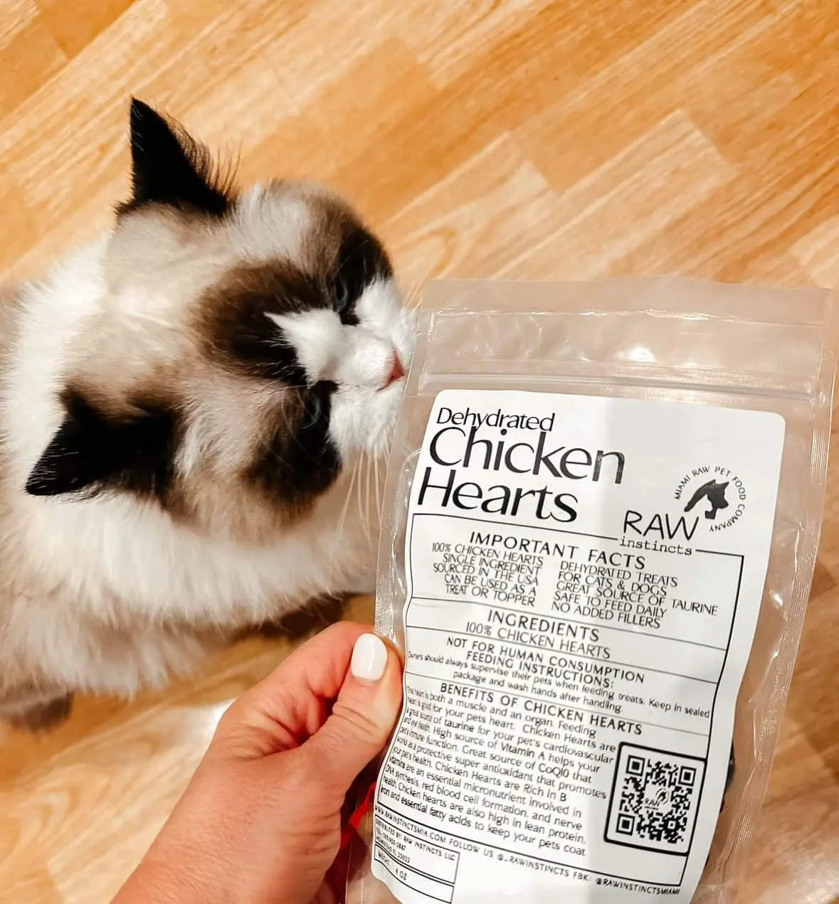Dehydrated Chicken Hearts – 4oz | Raw Instincts | Single-Ingredient Organ Treat for Cats & Dogs Raw Instincts