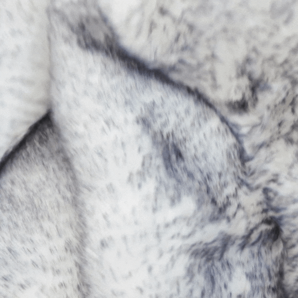 PupProtector™ Luxe Waterproof Faux Fur Blanket - Ultra Plush Arctic Fox Paw.com
