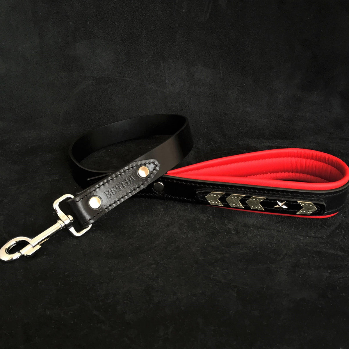 Bestia General Leather Dog Leash