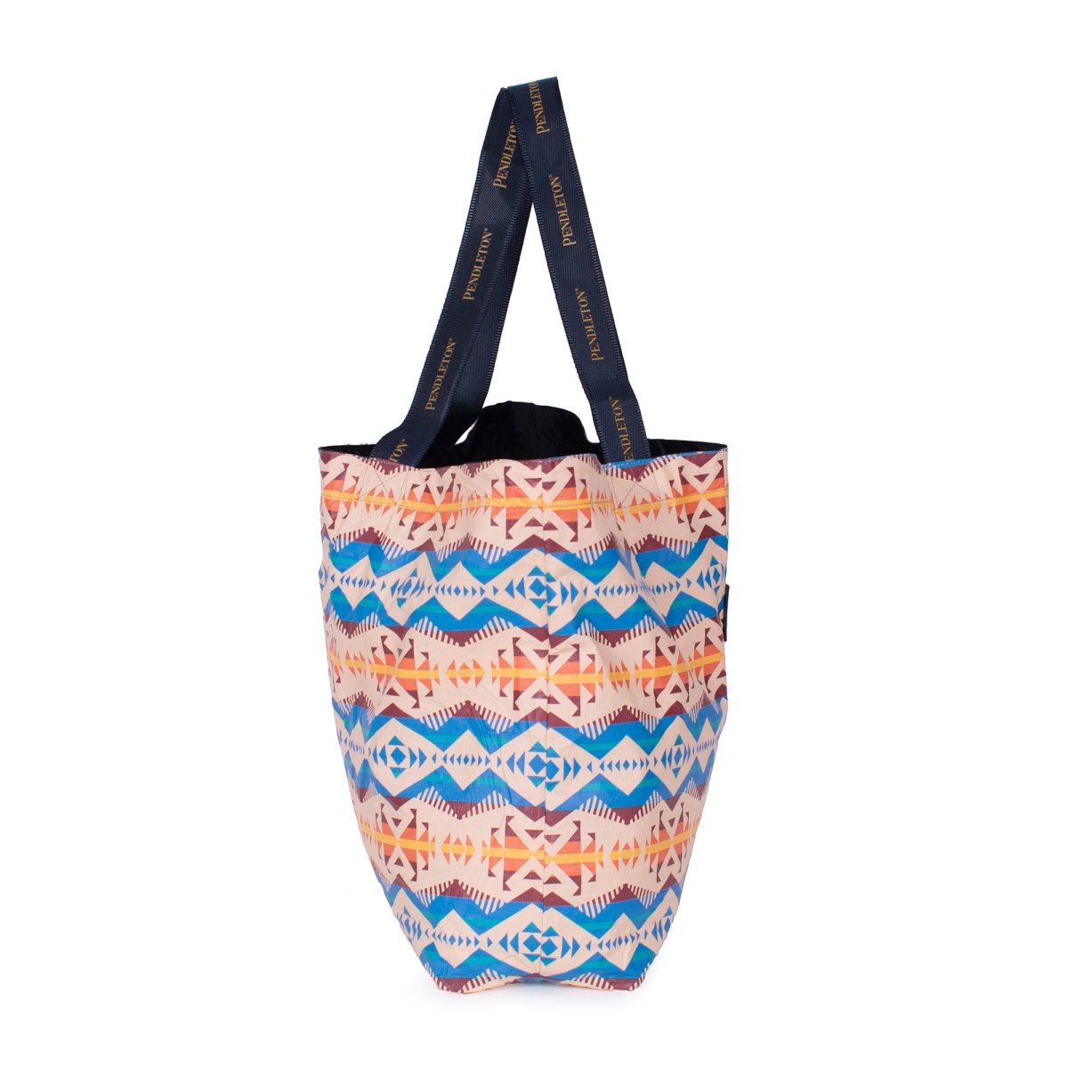 Pendleton Los Lunas Travel Tote interior zippered pocket detail