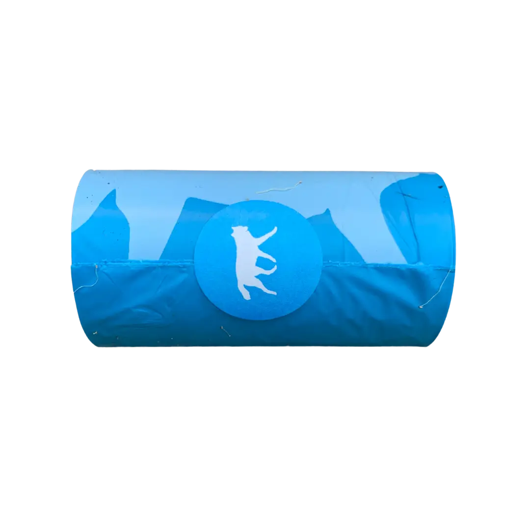 bio-based dog poop bags + bamboo dispenser rōmng