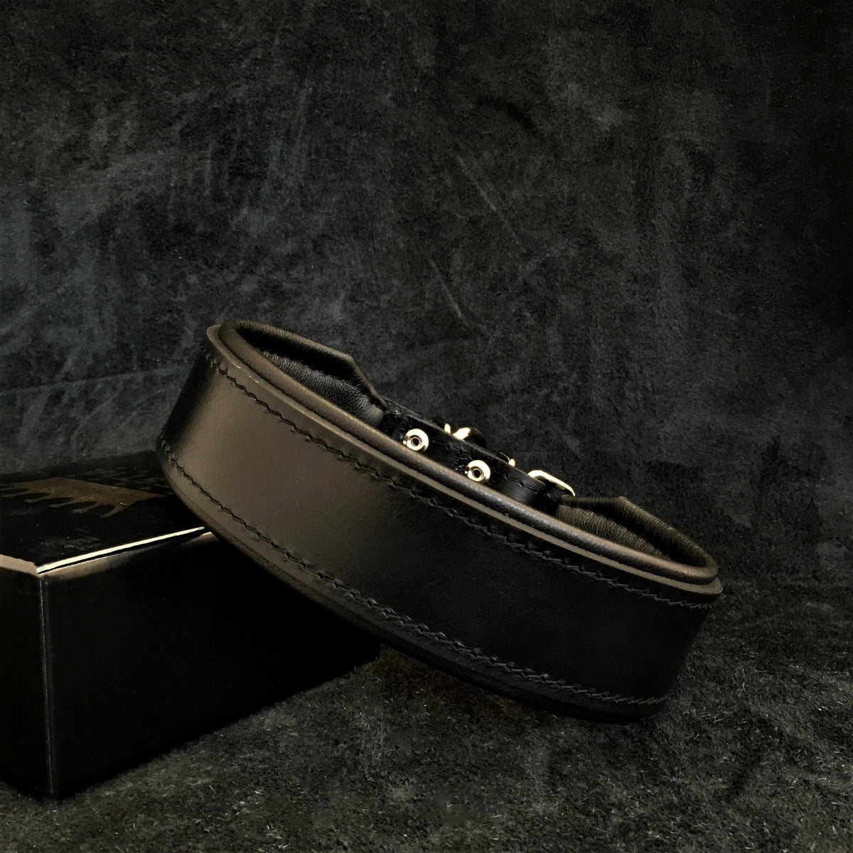 Bestia Stylish 2" Leather Dog Collar