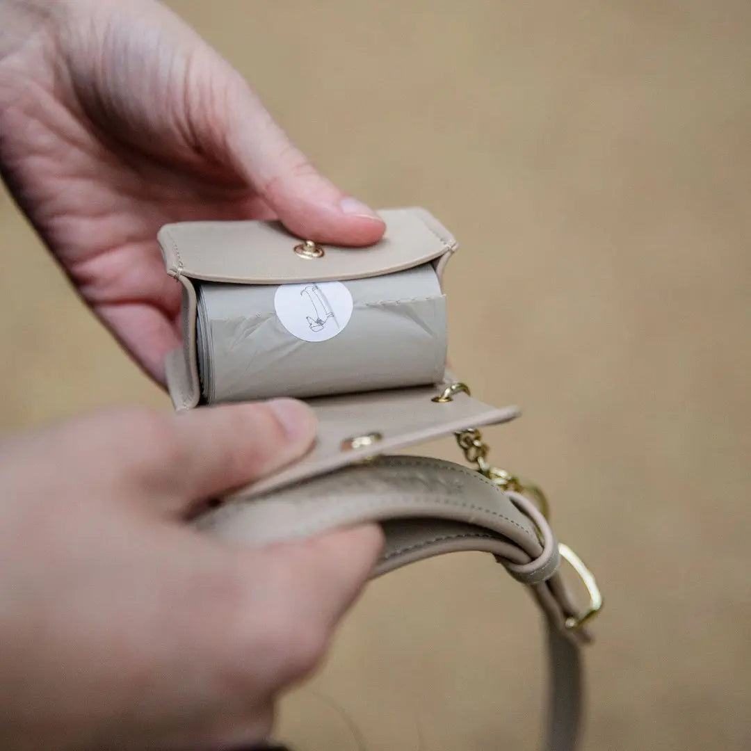 Waste Bag Holder - Vegan Leather - Bag Dispenser Nina Woof
