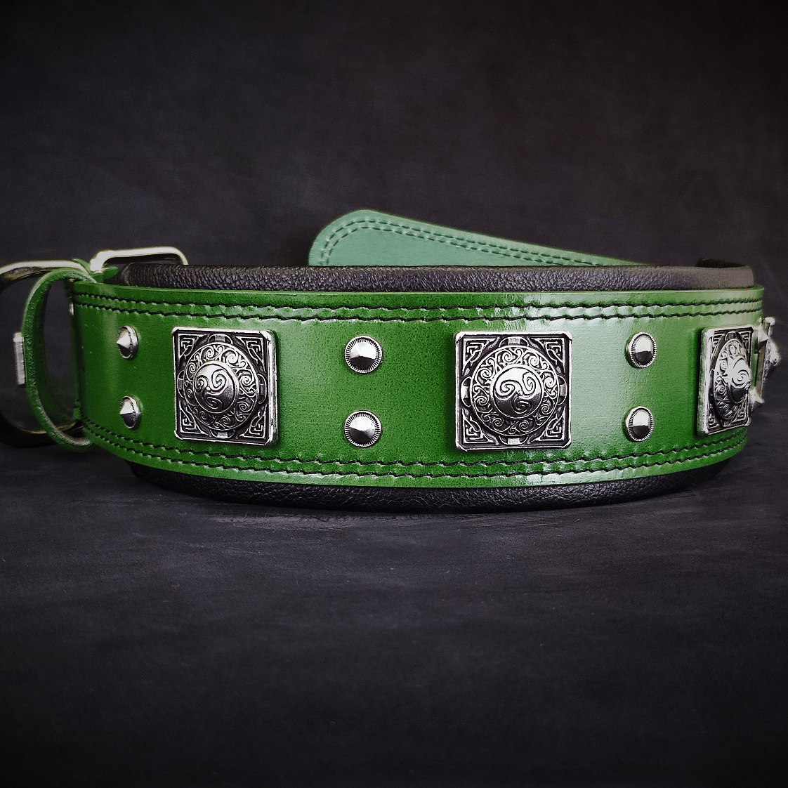 Bestia Eros 2.5" Leather Dog Collar – Green