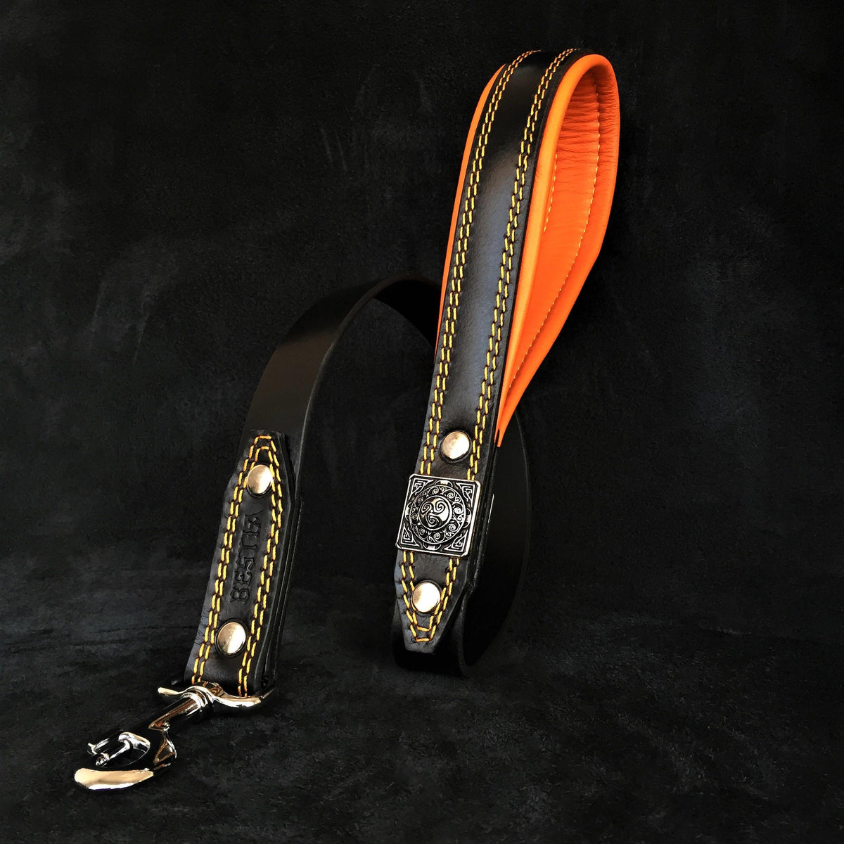 Bestia Eros Leather Dog Leash – Black & Orange