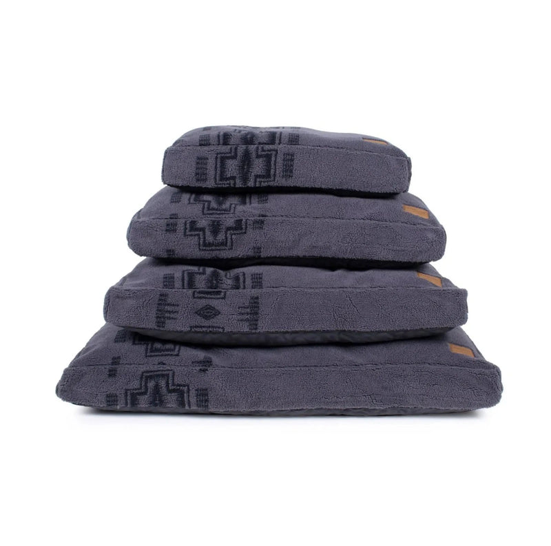 Pendleton Berber Pet Napper w/ Chopped foam Fill