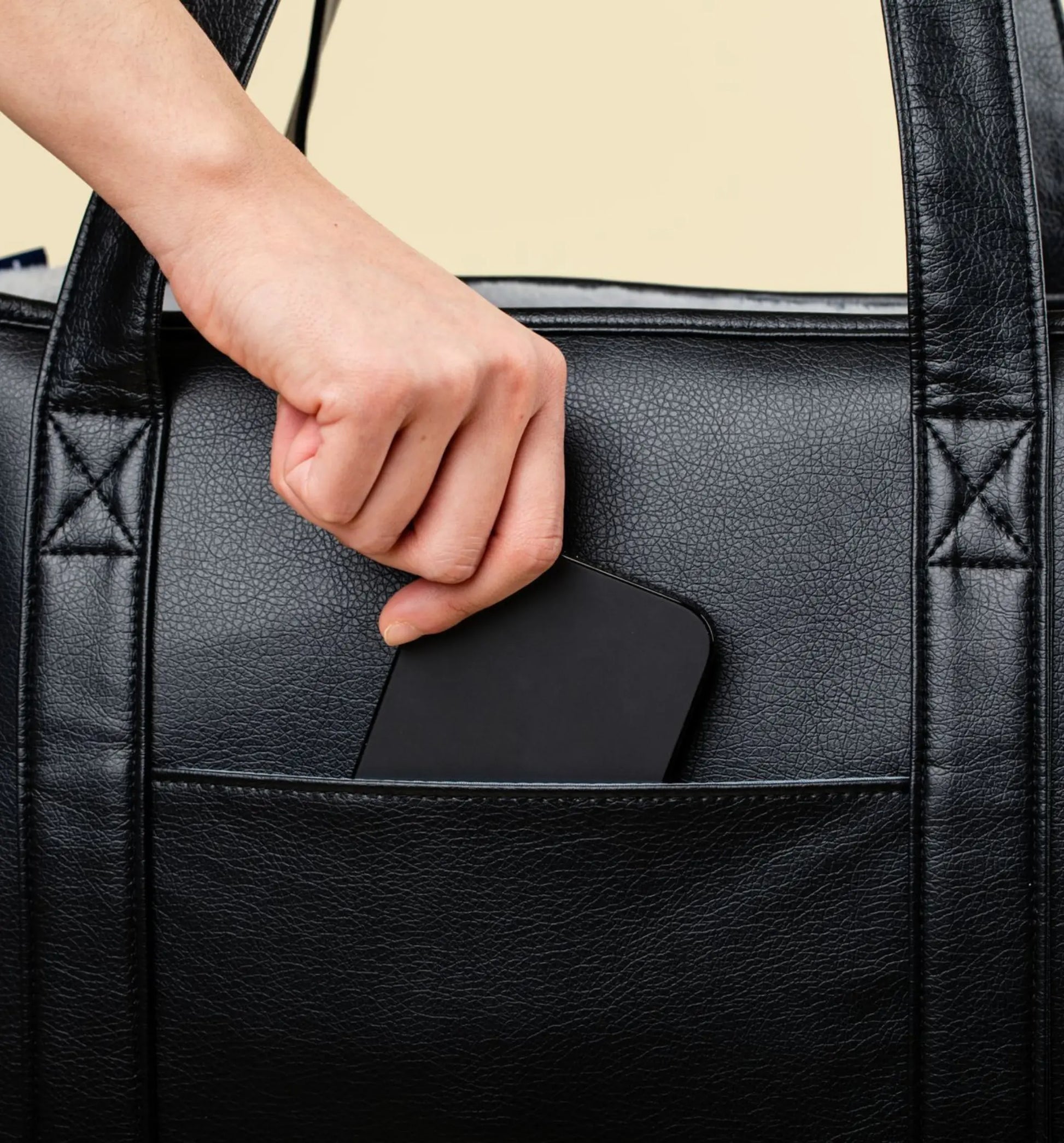 PupTote™ 3-in-1 Faux Leather Dog Carrier Bag - Black Paw.com