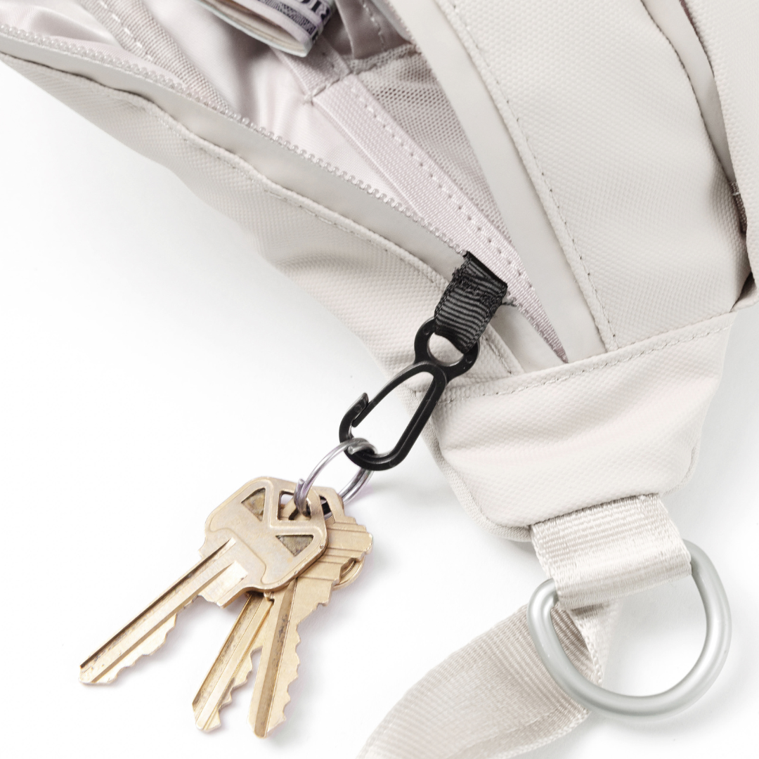 Hands-Free Dog Walking Bag with 4ft Leash