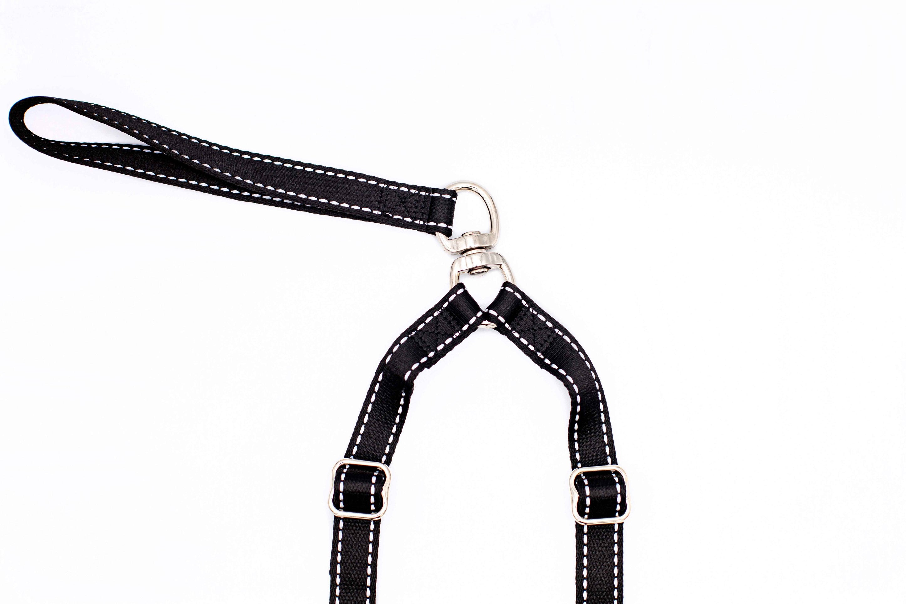 Outdoor Style Black Reflective Adjustable Double Leash