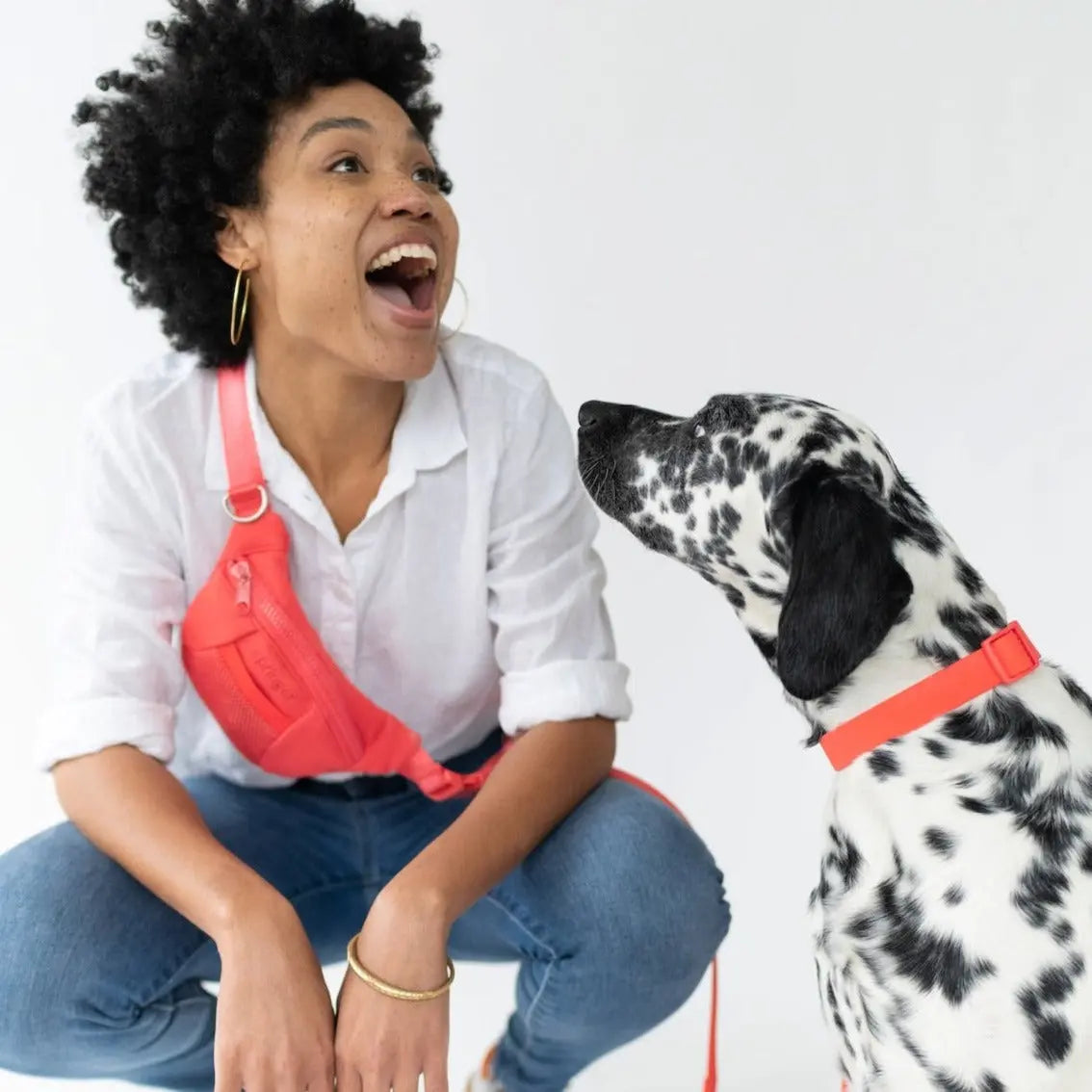 Original Hands-Free Neoprene Sling Bag with 3.25ft Dog Leash - K9 Outdoors