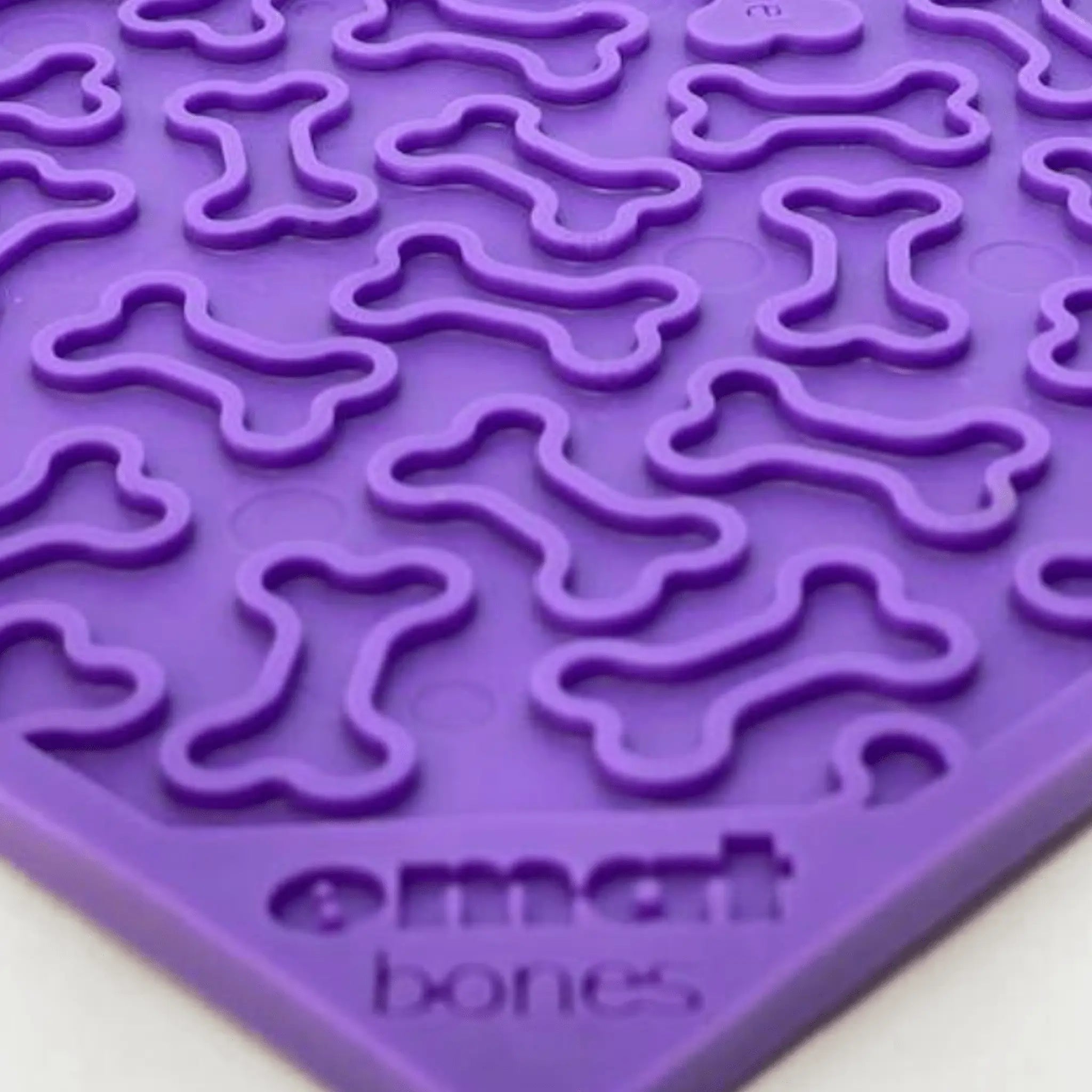 Dog Lick Mats Farm To Pet