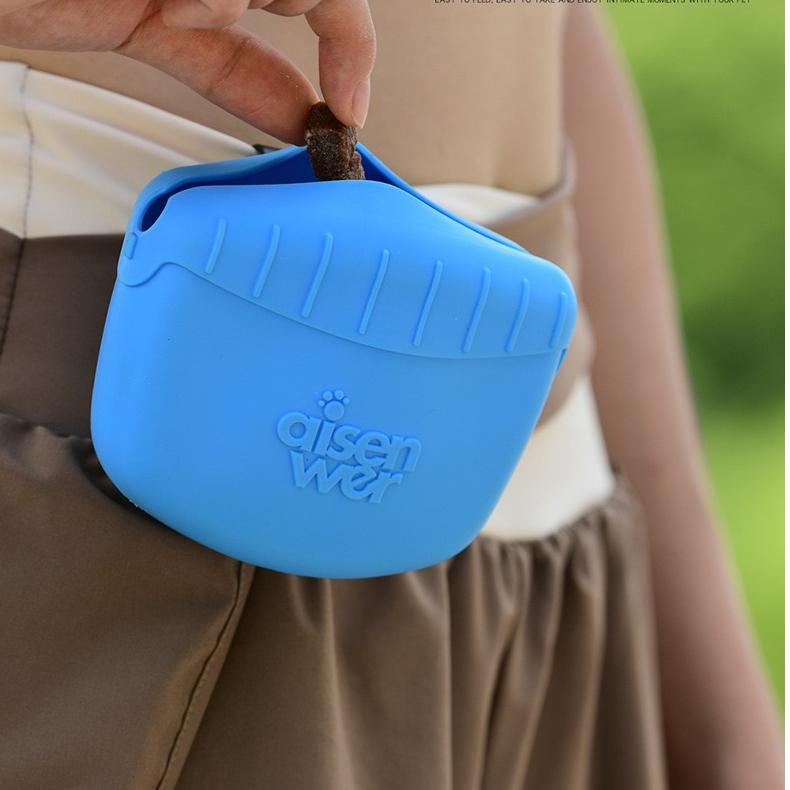 Milou & Lumi Portable Pet Training Treat Pouch Dr. Milou