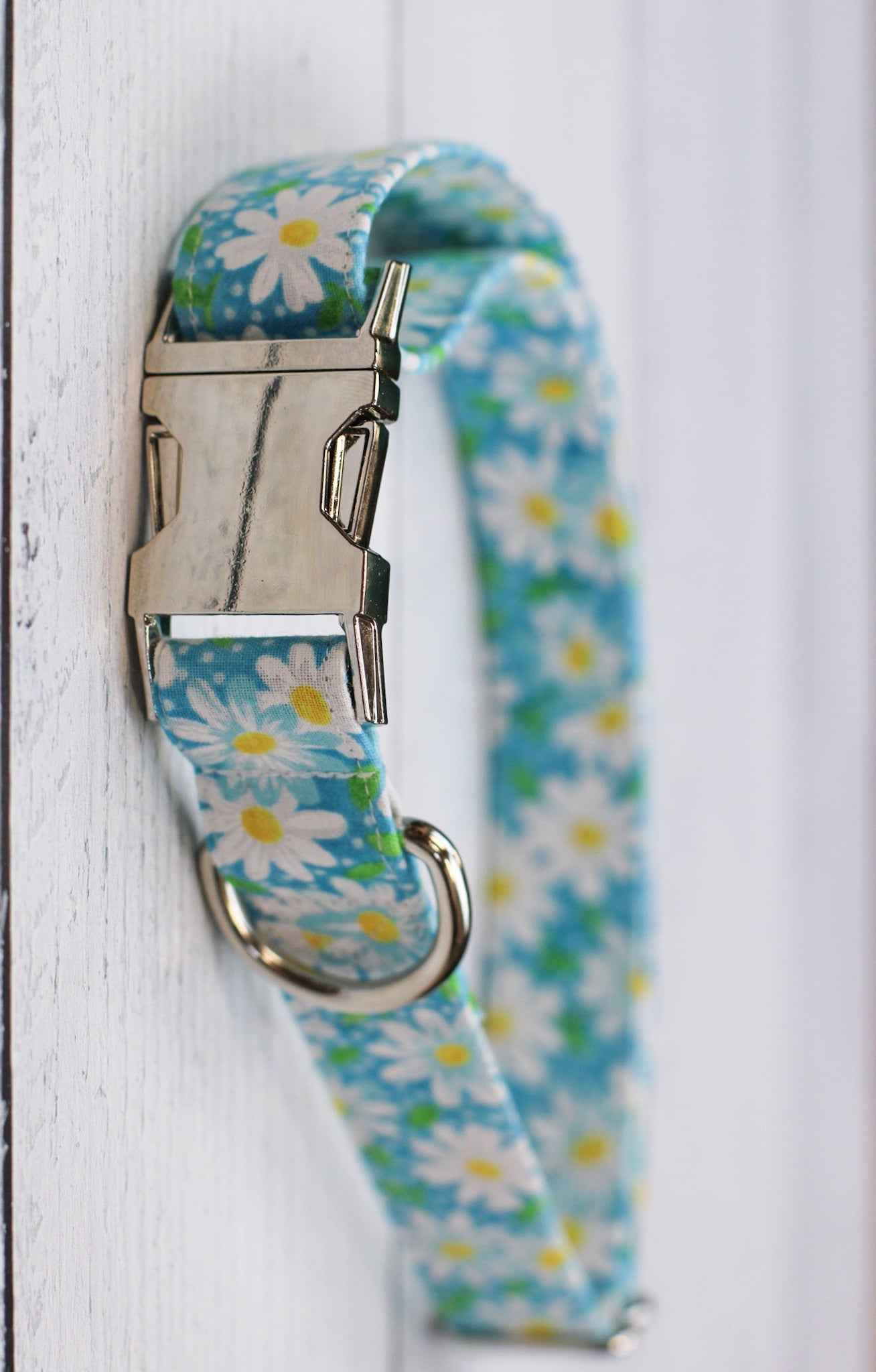 Daisy Chain Collar
