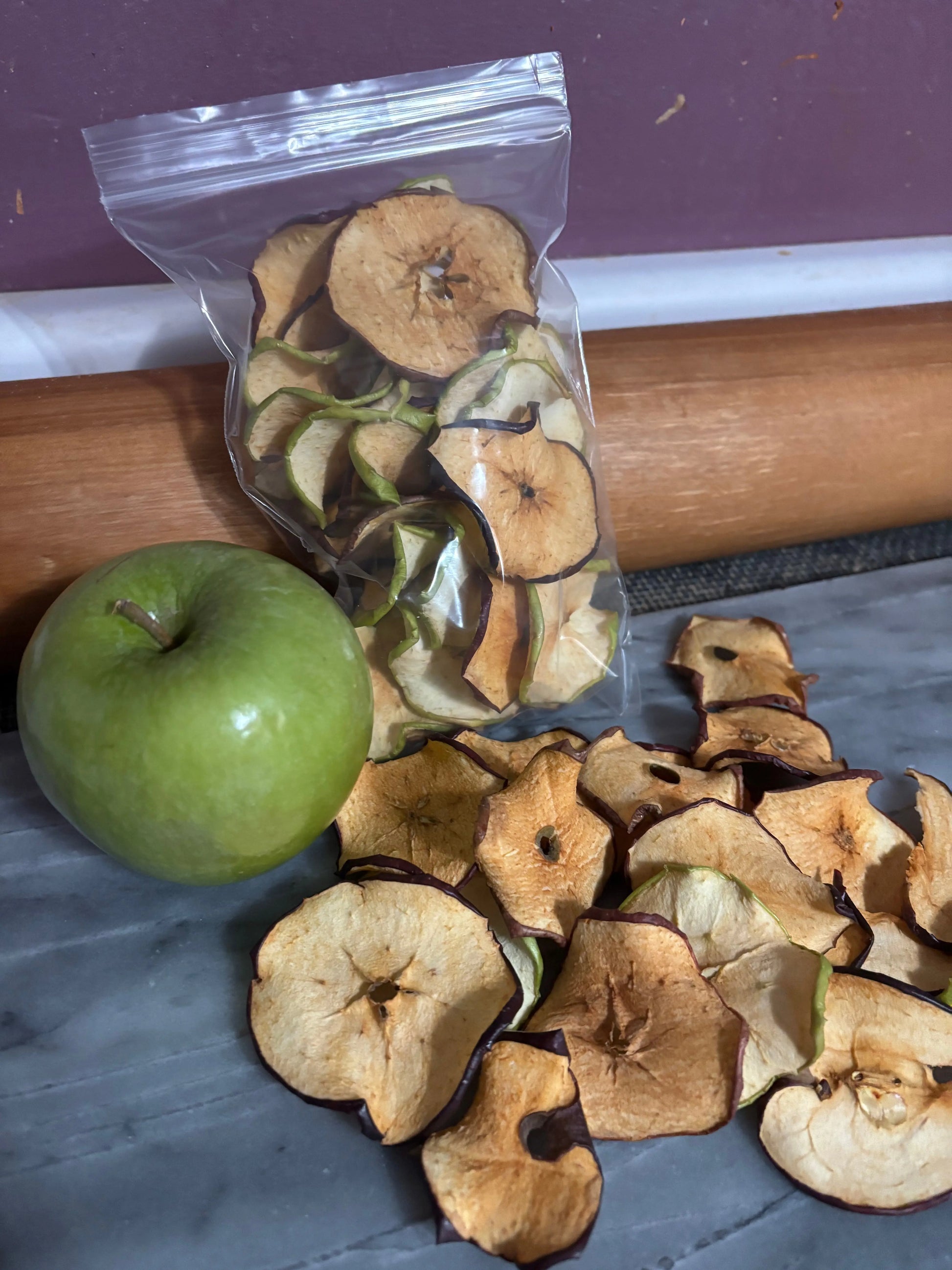 Apple Chips - Large Bag Dogalicious Dog Treats, LLC