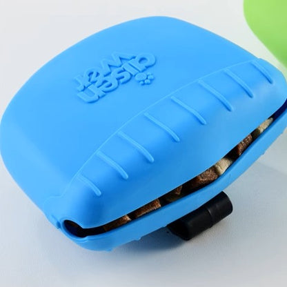 Milou & Lumi Portable Pet Training Treat Pouch Dr. Milou