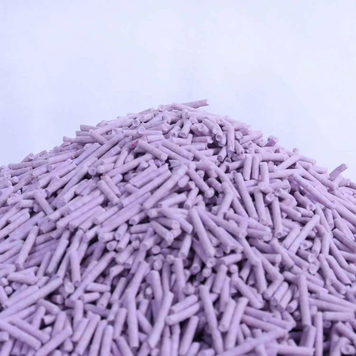 Flushable Lavender Scented Tofu Cat Litter, 5.5 Lbs Low Tracking 2mm Pellets