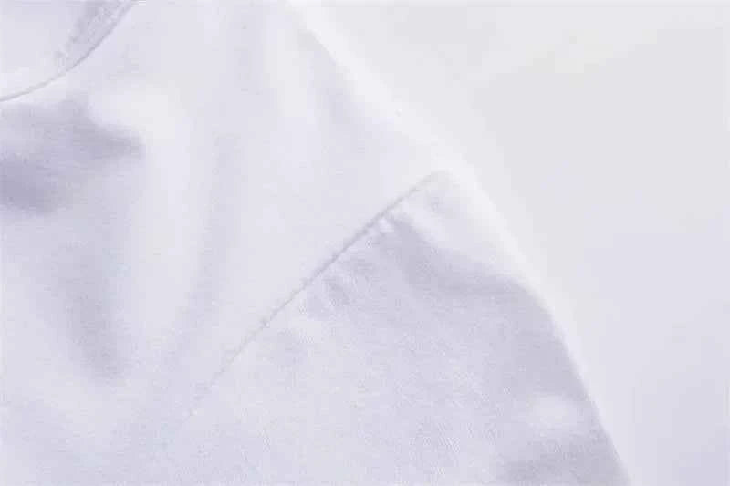 Pocket Bunny T-Shirts – Cute Rabbit Paw Prints T-Shirt Funny Bunny Graphic Tee Tops Sweet Rabbit Sitting in The Pocket Shirt