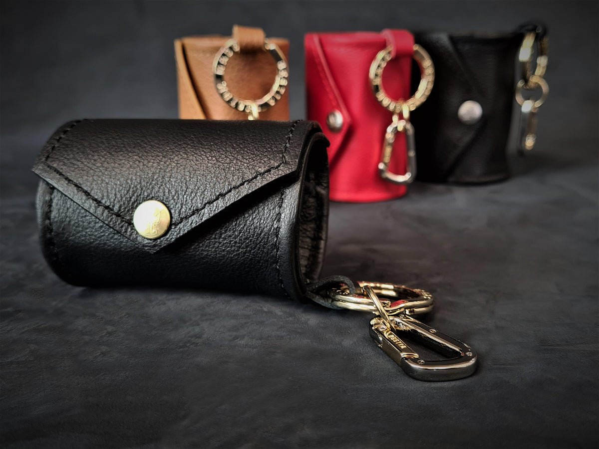 Bestia Leather Poop Bag Holder