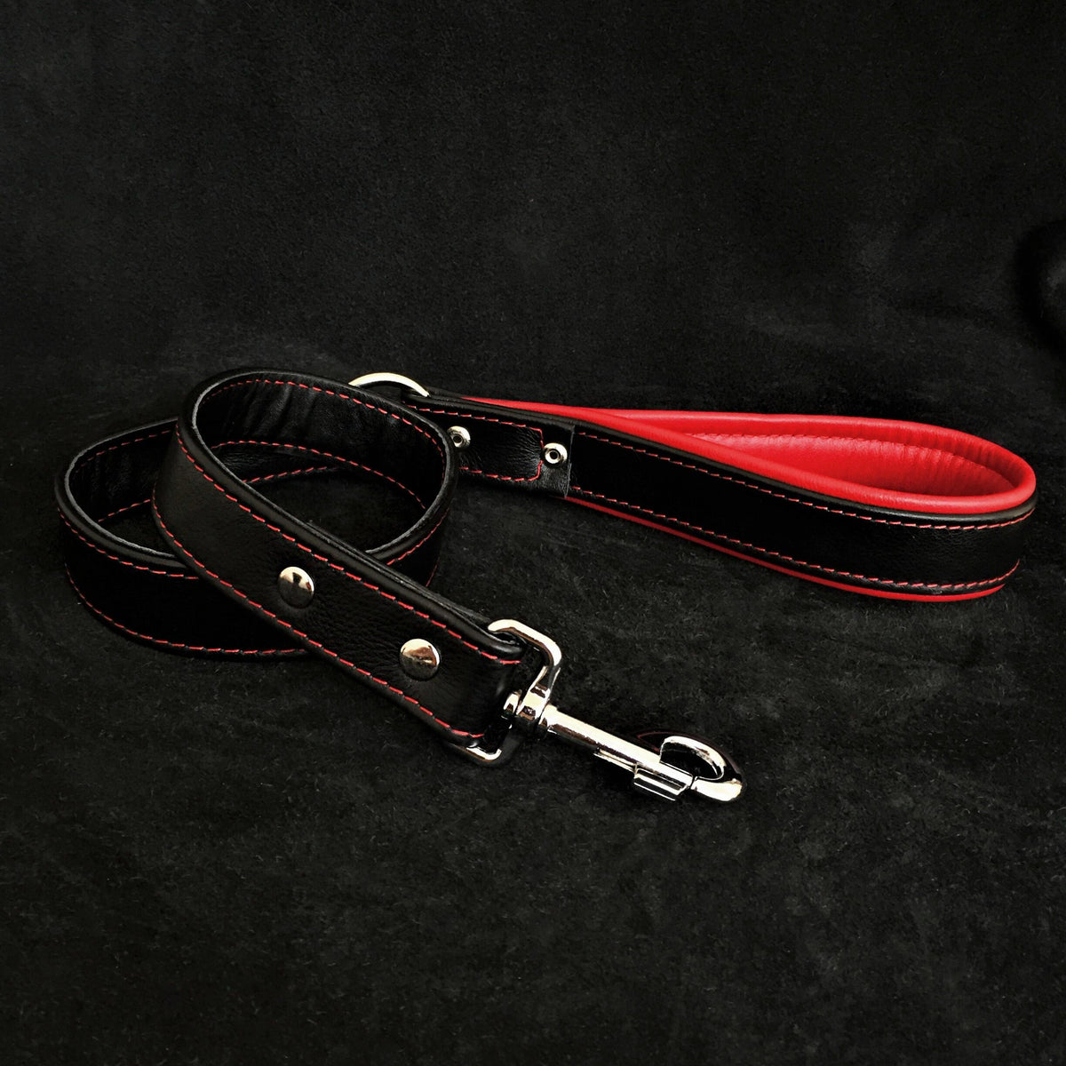 Bestia Soft Leather Dog Leash – Black