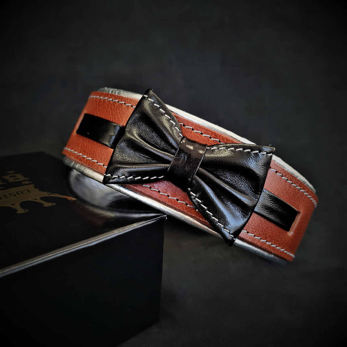 Bestia Bowtie Leather Dog Collar – Brown