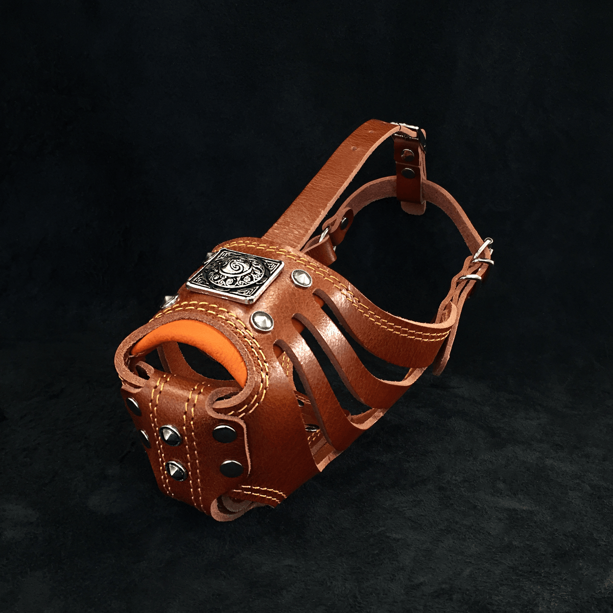 Bestia Eros Leather Basket Muzzle – Brown