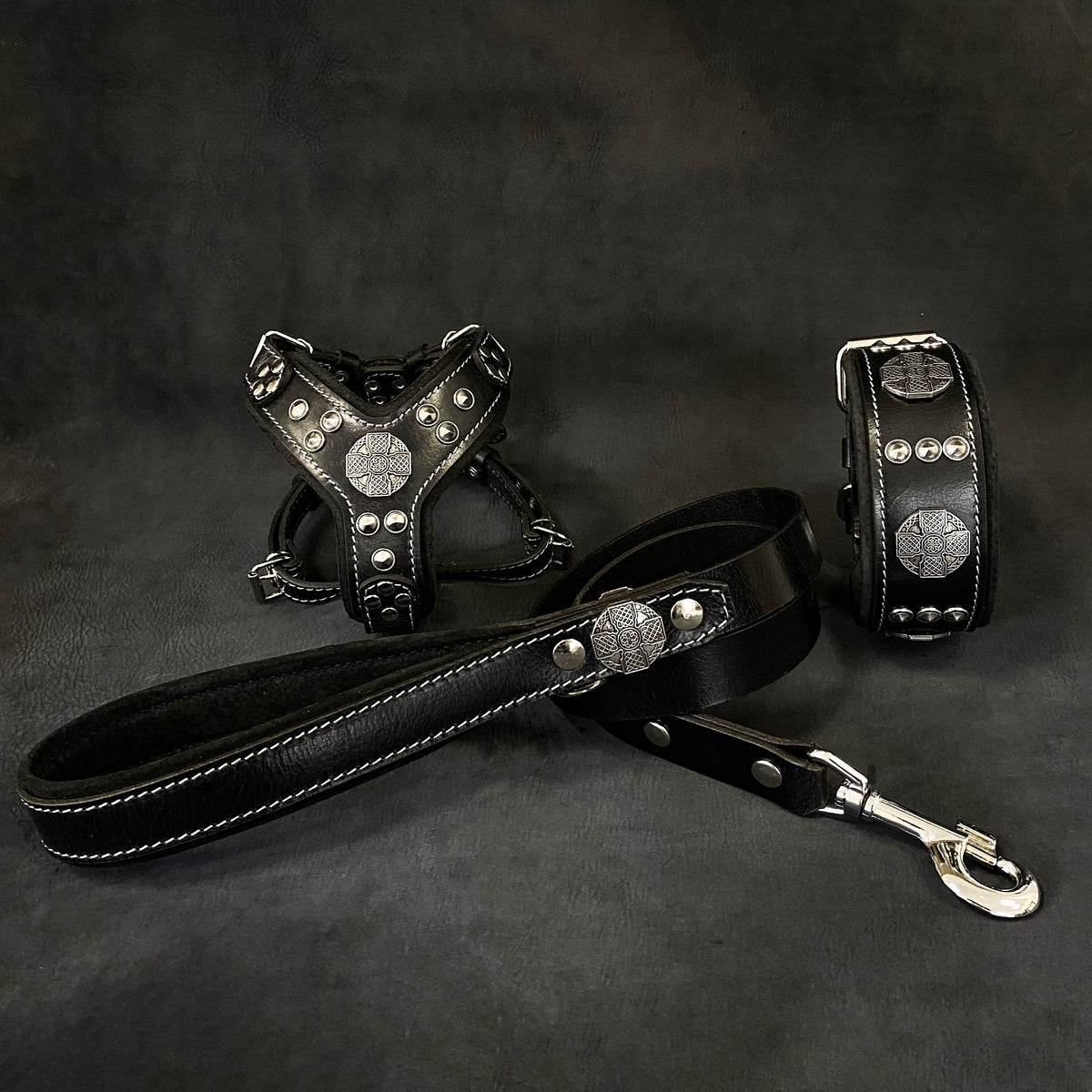 Bestia Maximus Leather Harness, Collar & Leash Set – Black & Silver, Small–Medium Dogs