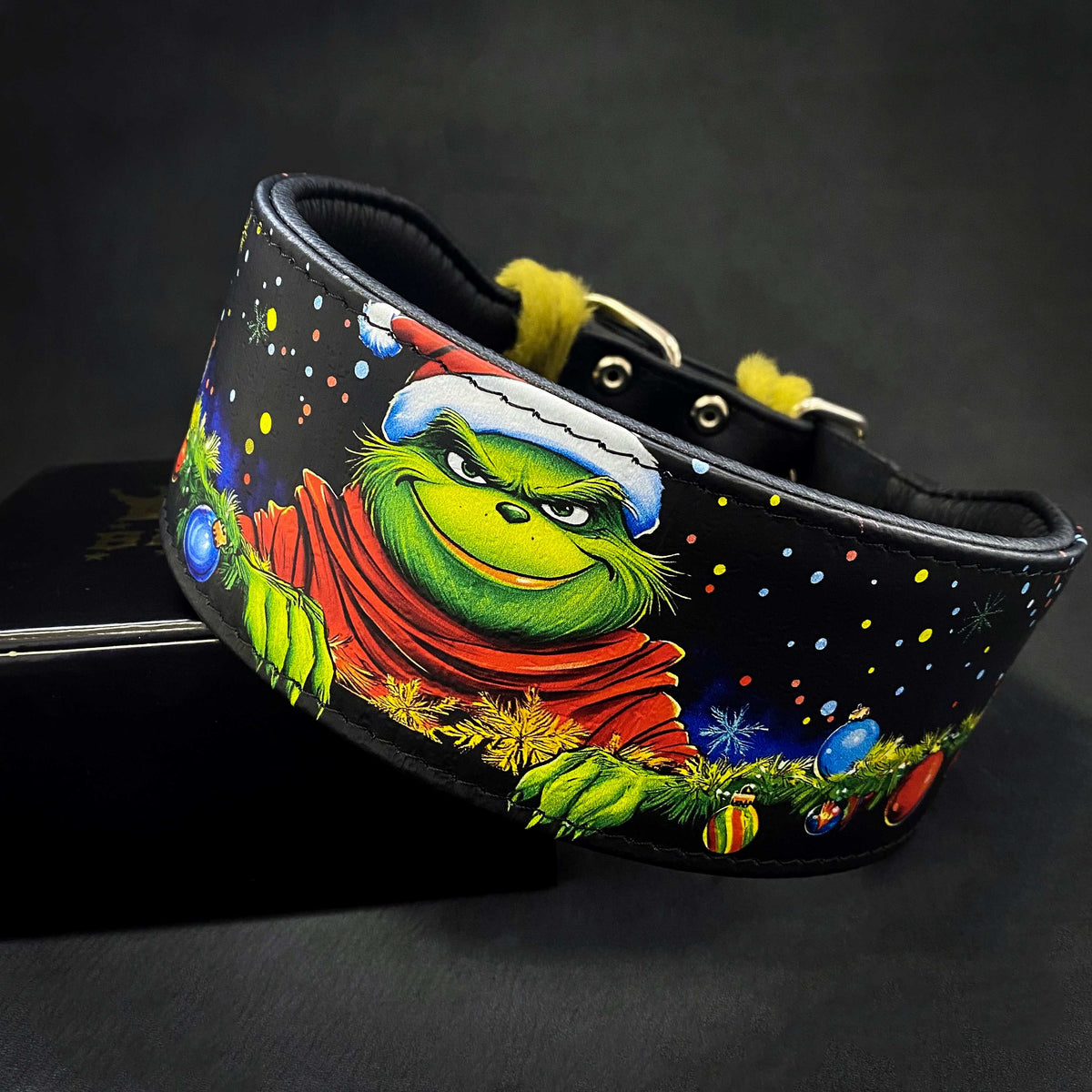 Bestia Grinchmas Leather Dog Collar – Limited Edition