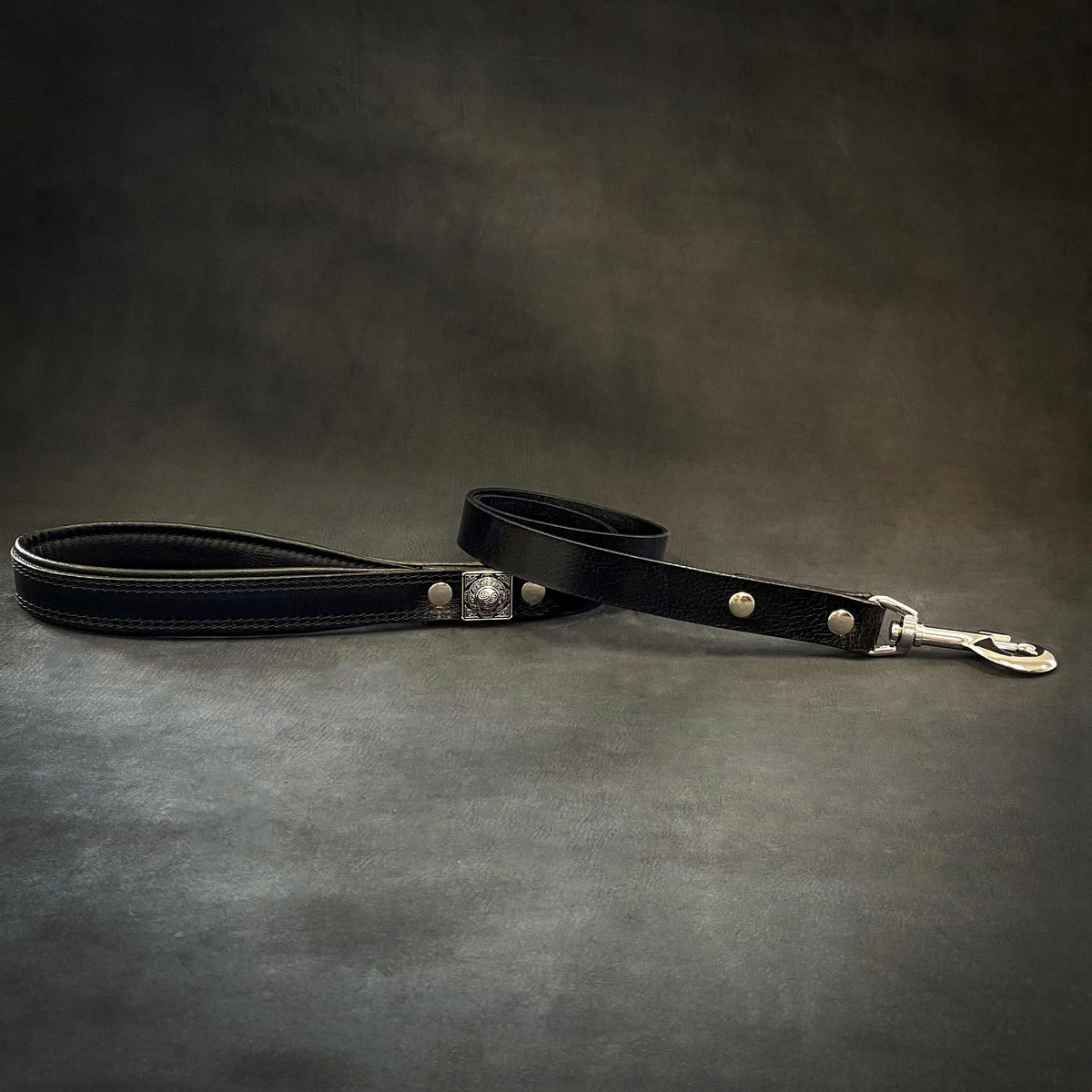 Bestia Eros 1" Leather Dog Leash – Black