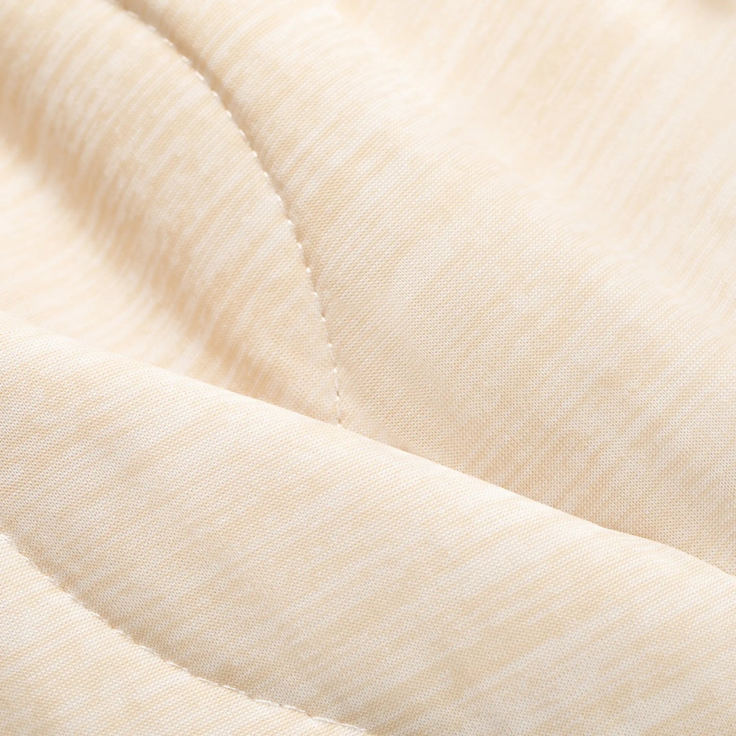 PupChill™ Cooling Waterproof Blanket - Arctic Sand Paw.com